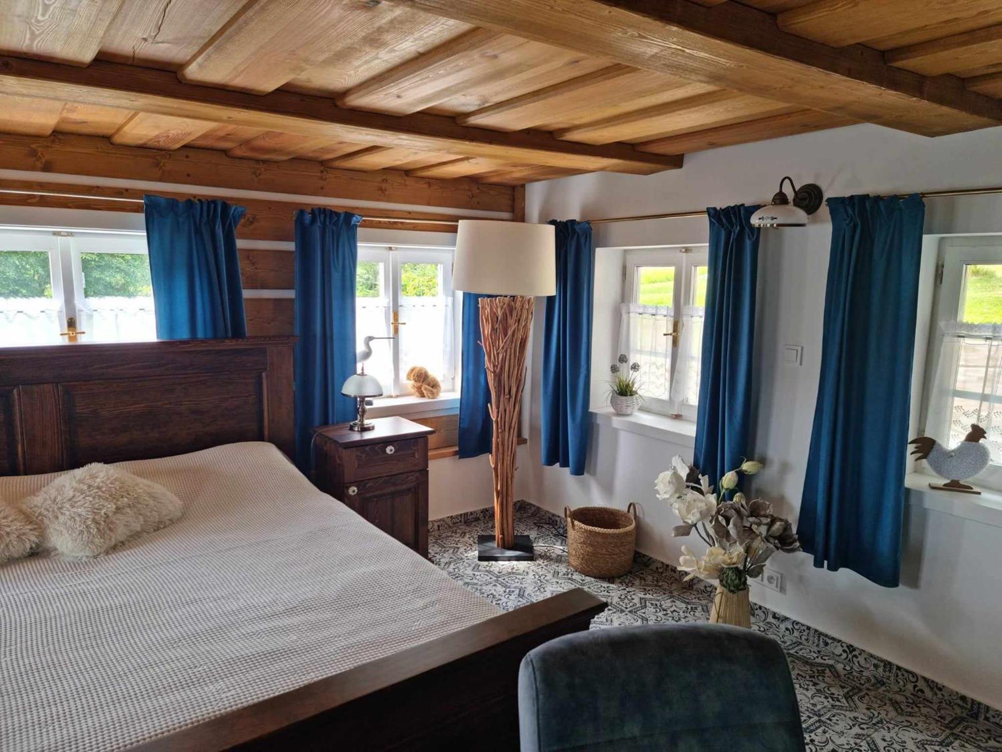 Luxusni Apartman S Krbem - Kunraticke Svycarsko Kunratice  Ngoại thất bức ảnh