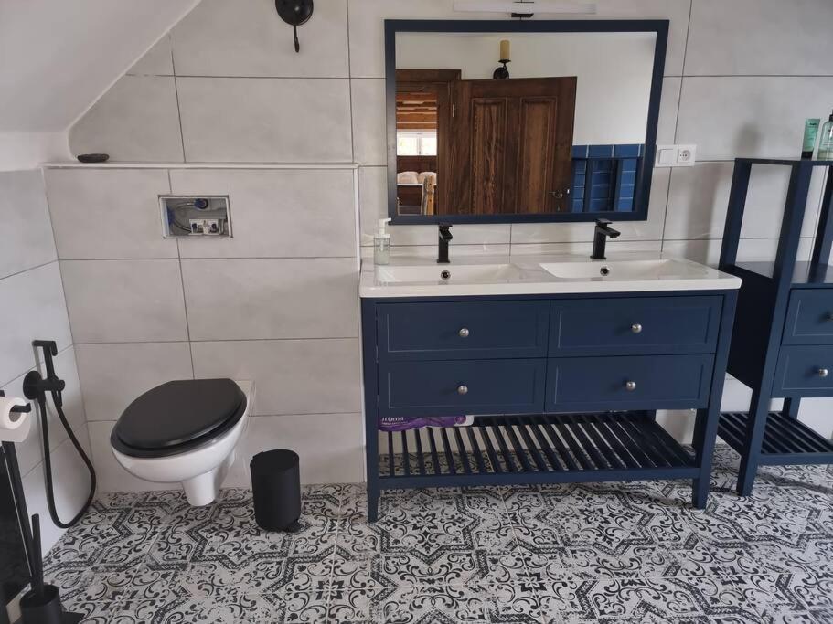 Luxusni Apartman S Krbem - Kunraticke Svycarsko Kunratice  Ngoại thất bức ảnh